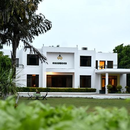 Greenwood Hotel Khajurāho エクステリア 写真