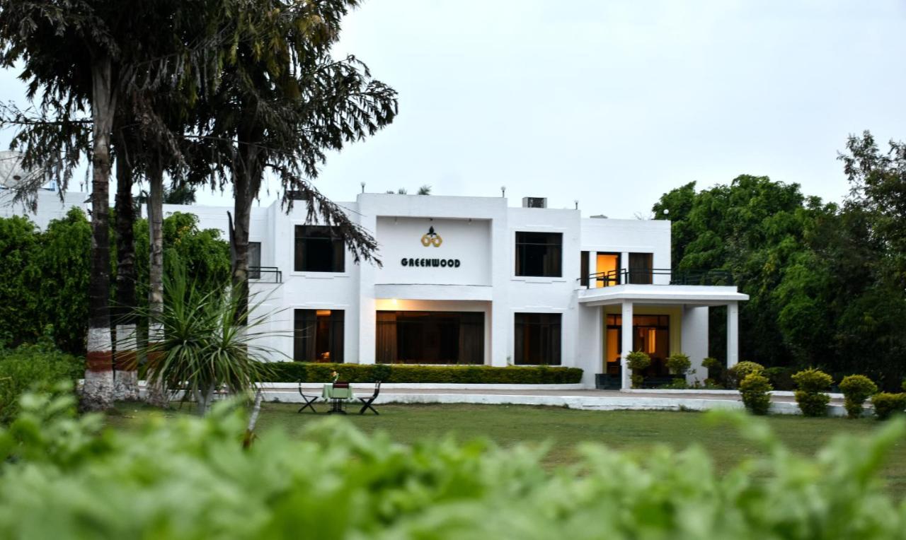 Greenwood Hotel Khajurāho エクステリア 写真