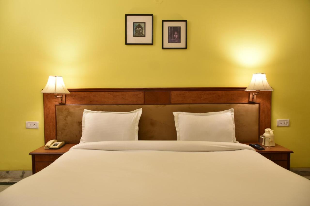 Greenwood Hotel Khajurāho エクステリア 写真