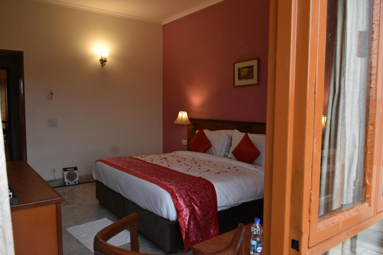 Greenwood Hotel Khajurāho エクステリア 写真